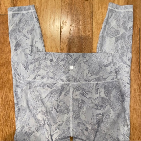 Lululemon Wunder Under Hi-Rise Tight 28" Size 6 - Picture 5 of 10